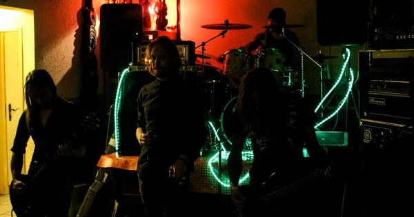 HIPPIE DEATH CULT (USA) + very special Guest: GLORY DEAD (A)  - Kino Ebensee
