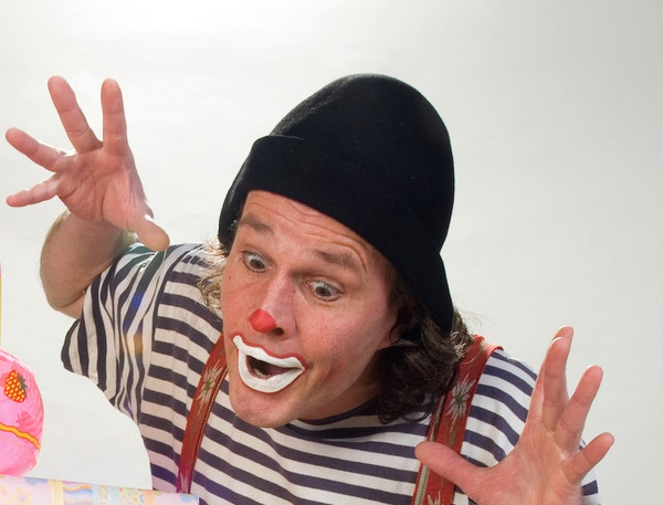 JOAQUINO PAYASO und seine 6 Koffer  - Kino Ebensee